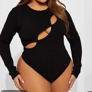 BLACK BODYSUIT